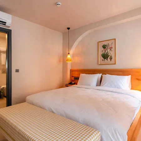 Unsal Hotel